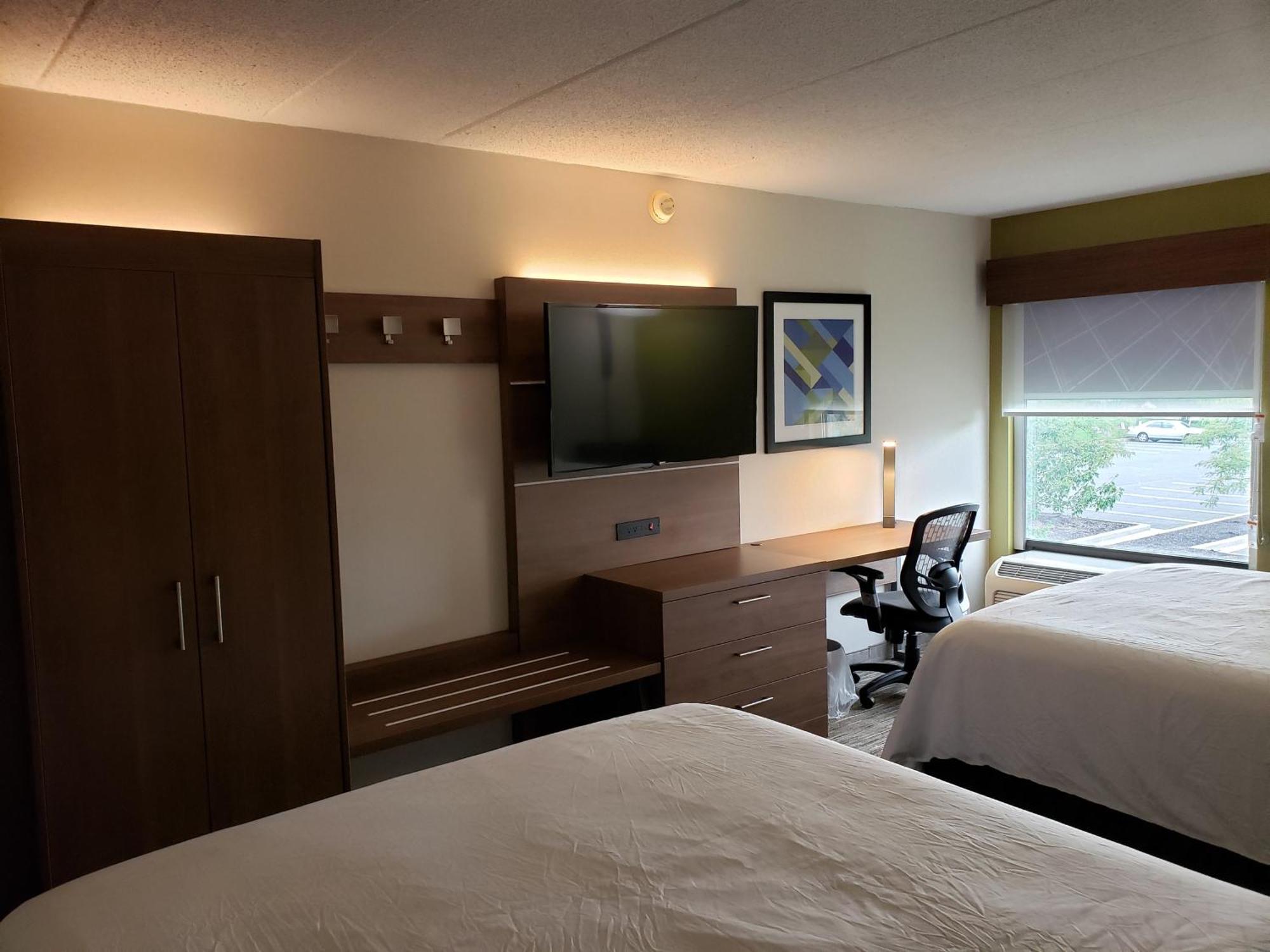 Holiday Inn Express Edgewood-Aberdeen-Bel Air Esterno foto