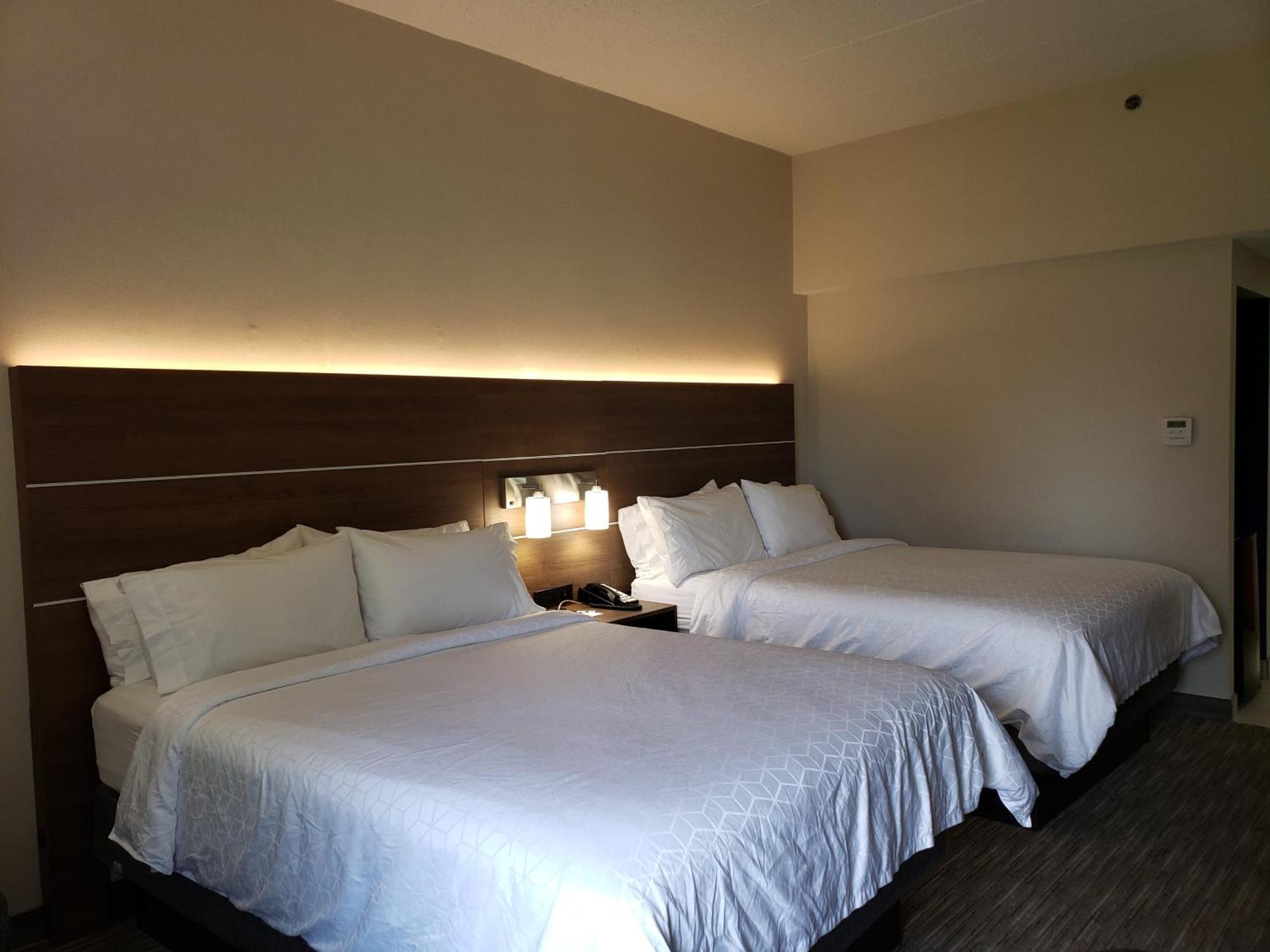 Holiday Inn Express Edgewood-Aberdeen-Bel Air Esterno foto