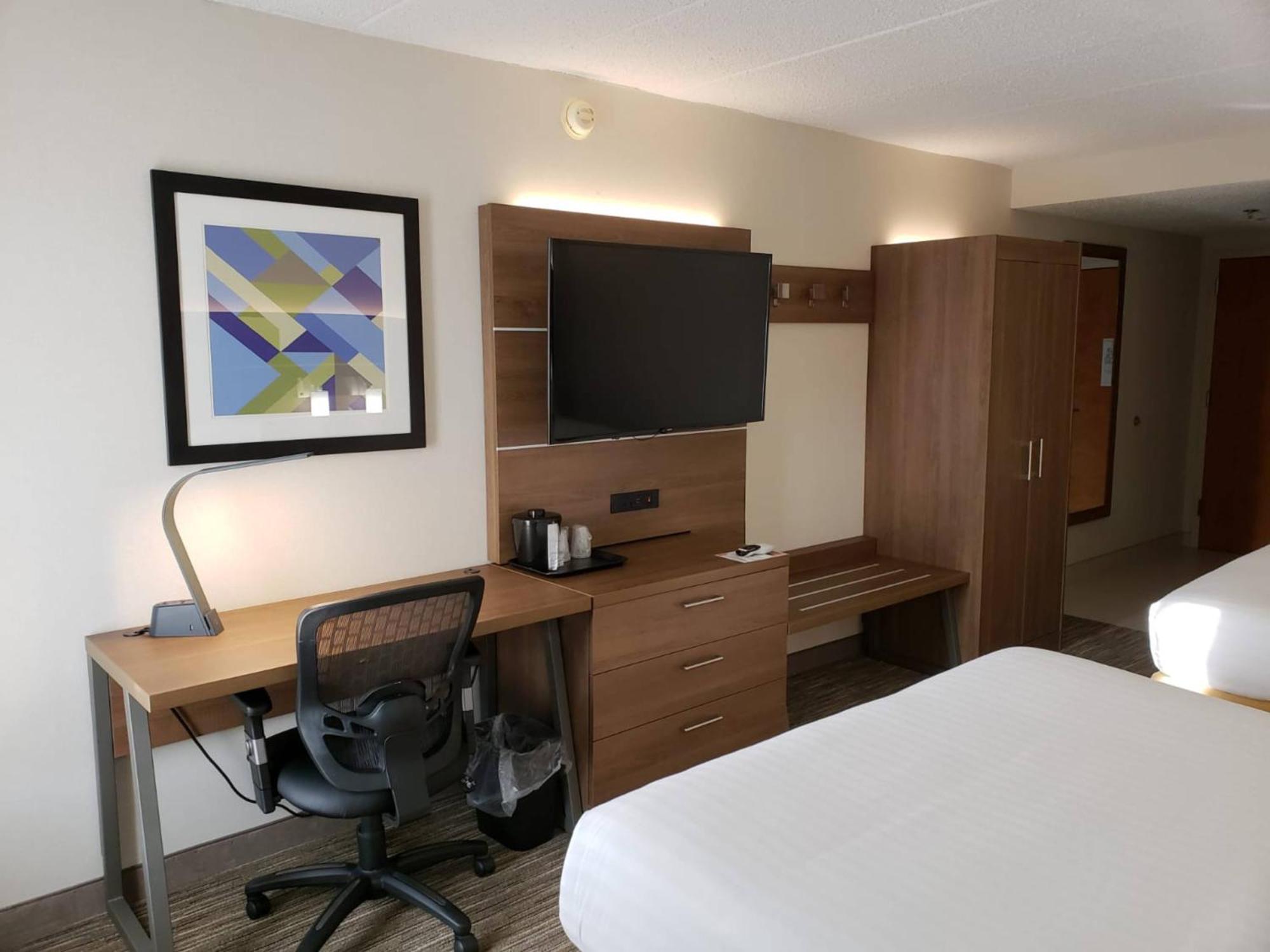 Holiday Inn Express Edgewood-Aberdeen-Bel Air Esterno foto