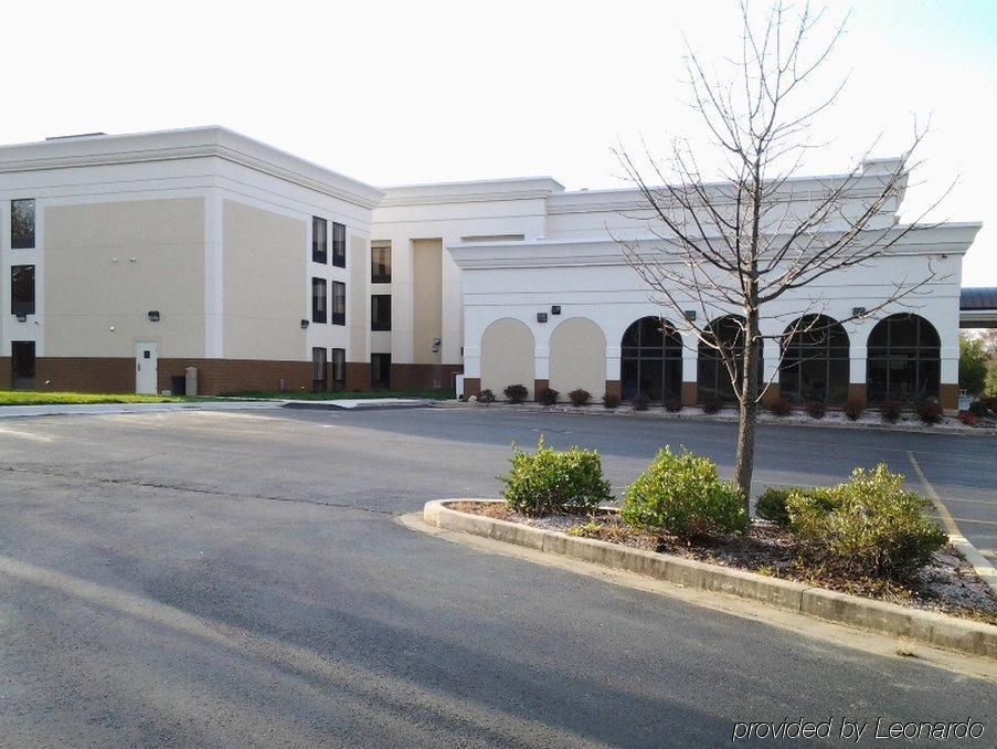 Holiday Inn Express Edgewood-Aberdeen-Bel Air Esterno foto