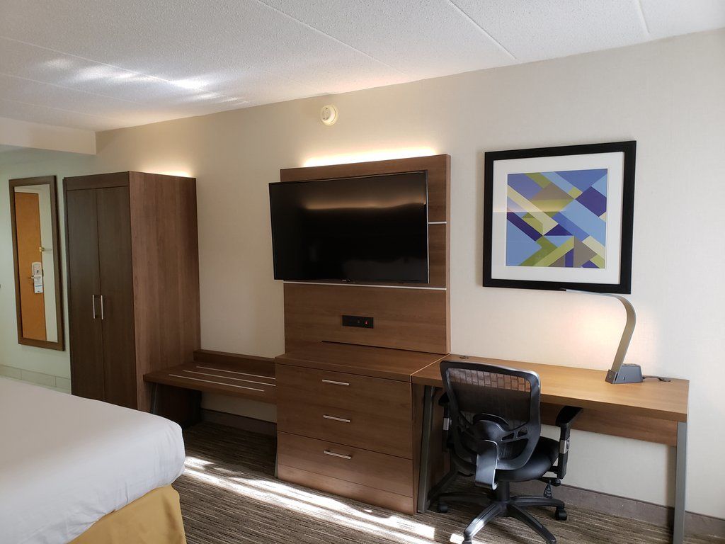 Holiday Inn Express Edgewood-Aberdeen-Bel Air Esterno foto