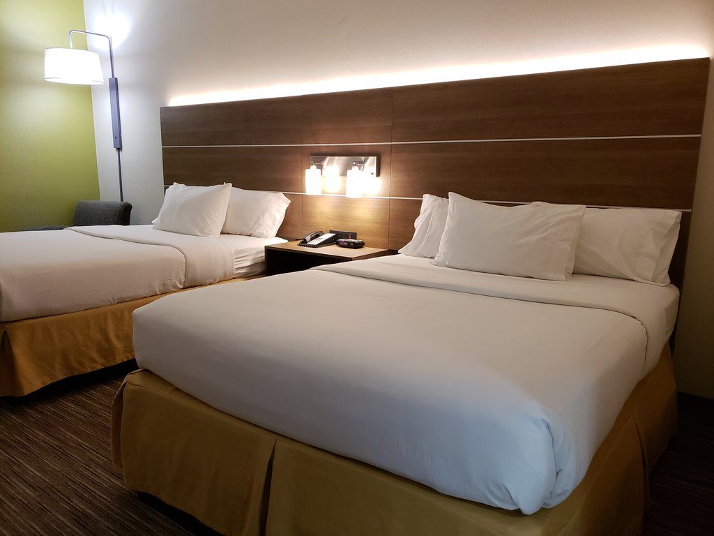 Holiday Inn Express Edgewood-Aberdeen-Bel Air Esterno foto